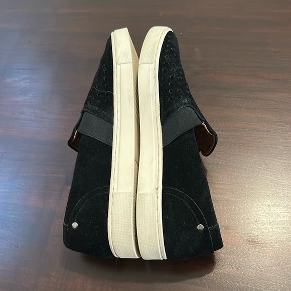 Frye and Co Peggy Perforated Black Suede Slip On Loafers Flats Women’s 8 Shoes - Picture 15 of 17